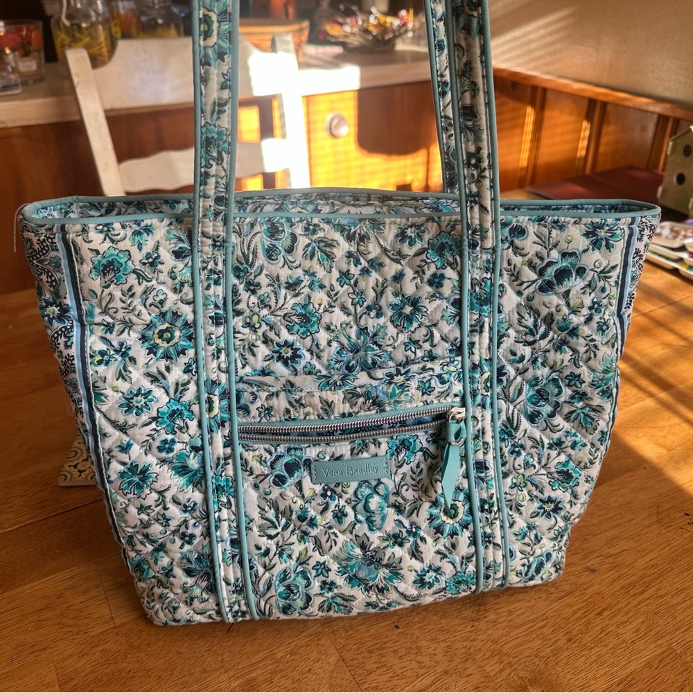Vera Bradley Tote